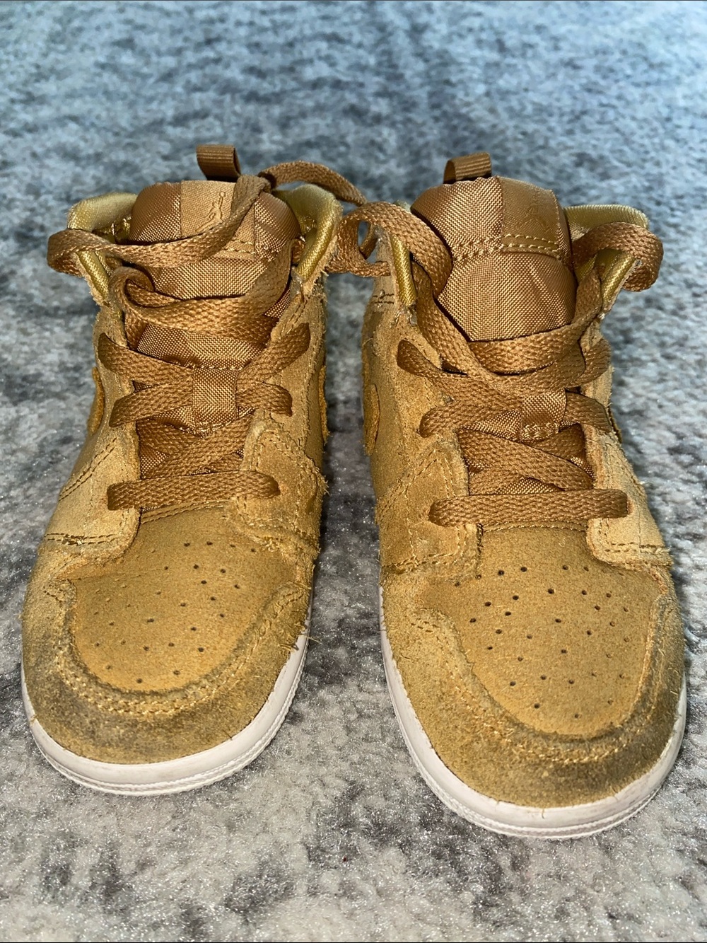 Kids Nike Jordan High-Top Sneakers in Brown